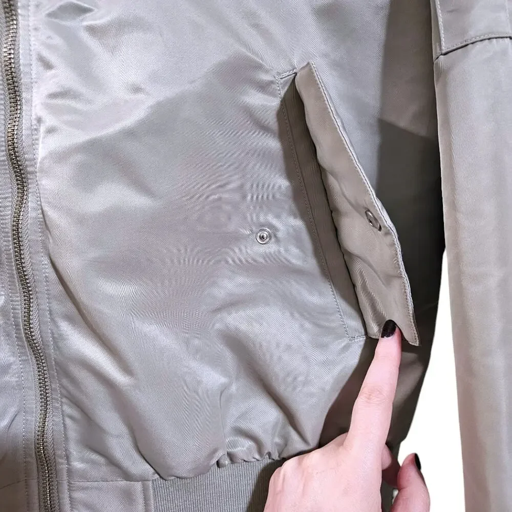 7 For All Mankind Stone Grey Nylon Bomber Jacket Medium Mens Silver Quilted
